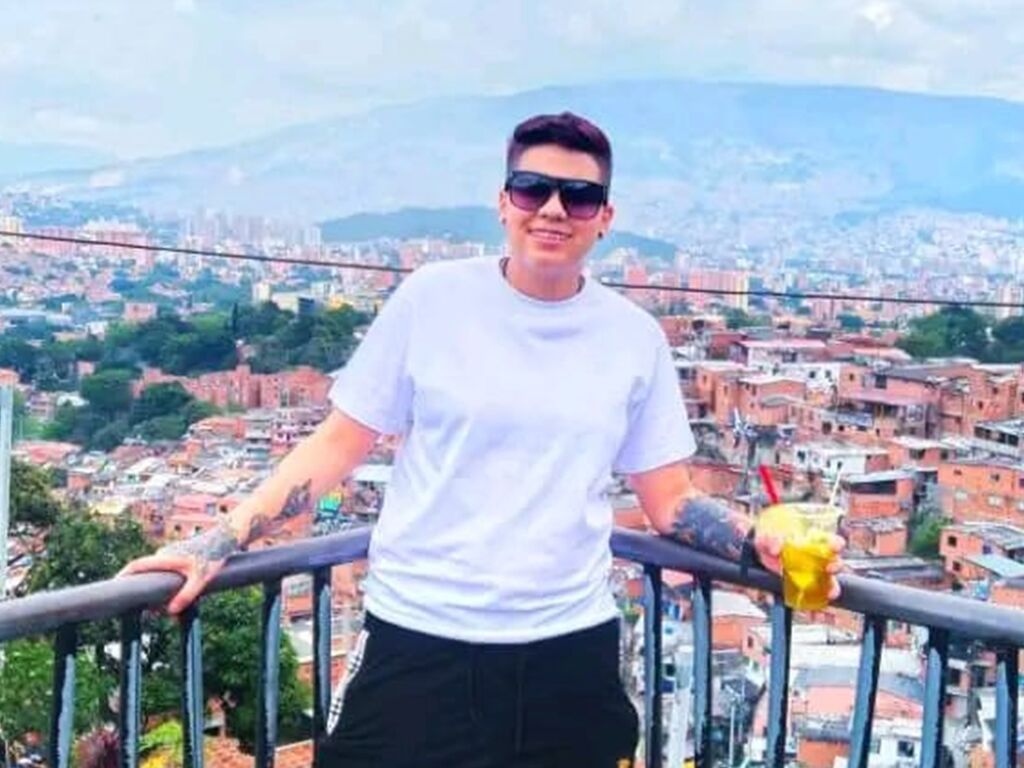 Karlindiaz's profile - Image n°0