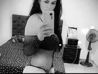 Karoldiaz204's Sexcam