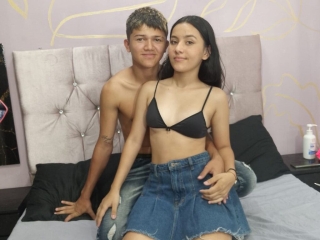 Karolinaandjoel's Sexcam