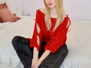 Webcam sex with Karolinaray
