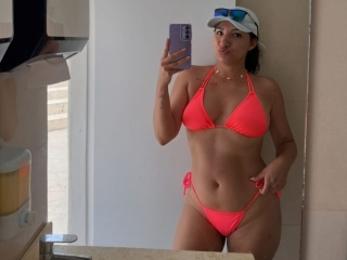 Karolineswan19