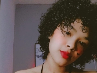 Sexo por webcam con Katalellalayyan