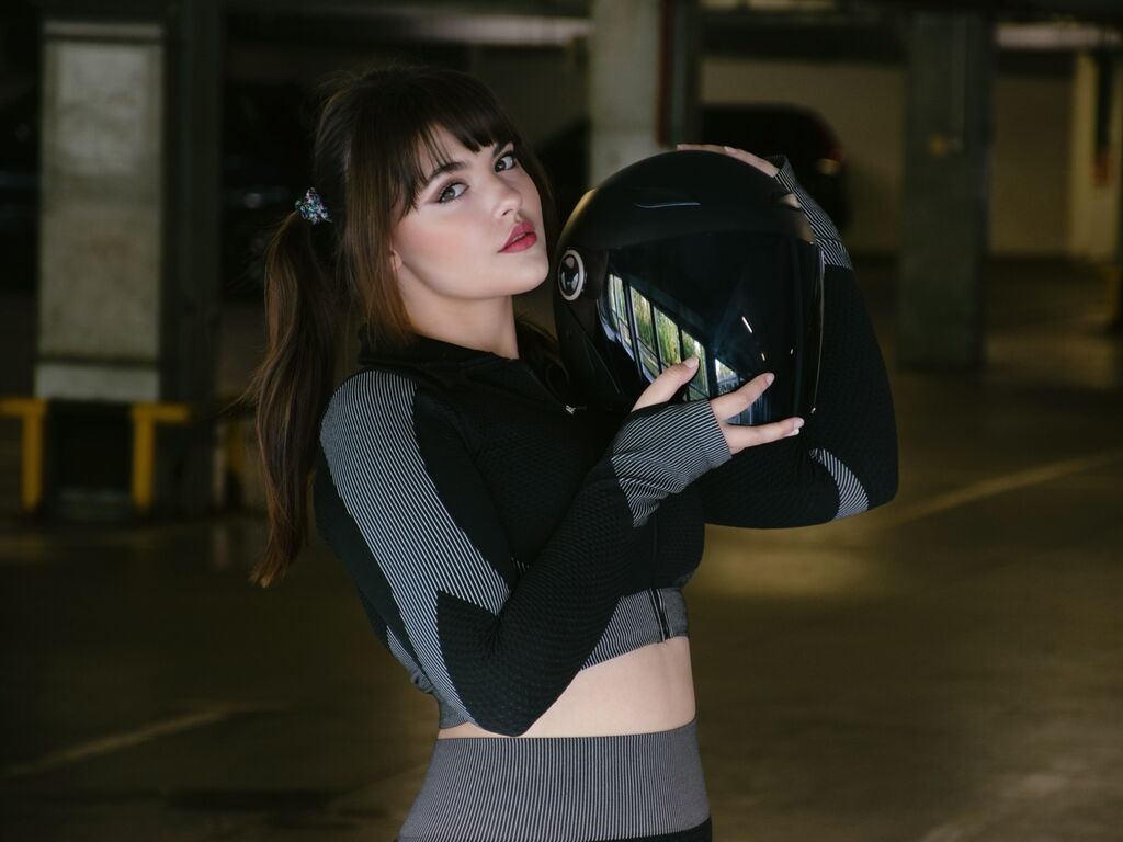 Katcrowley's profile - Image n°2