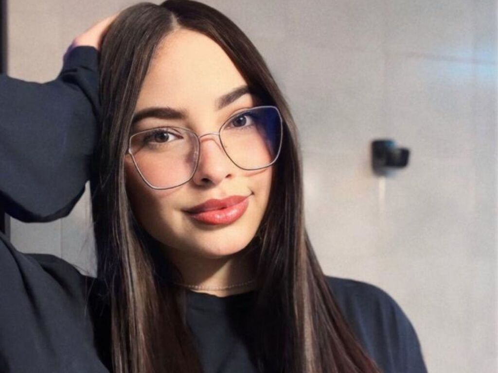 Katebarker's profile - Image n°1