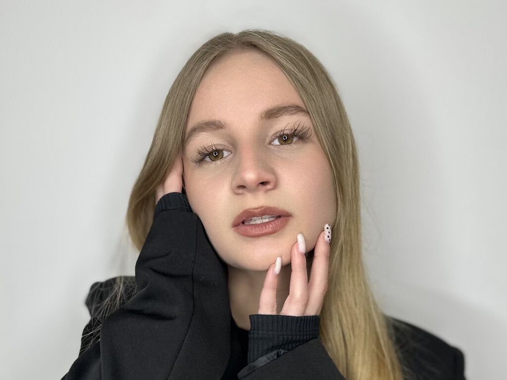Katherincervel's profile - Image n°1