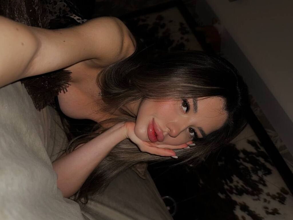 Kathrynkelly's profile - Image n°0