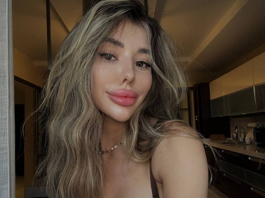 Kathrynkelly's profile - Image n°0