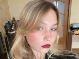 Webcam sex con Katiebeam