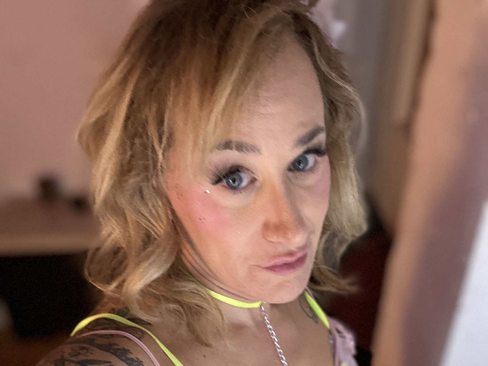 Katiethemuse's profile - Image n°0