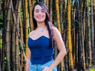 Sexo por webcam con Katiiigill