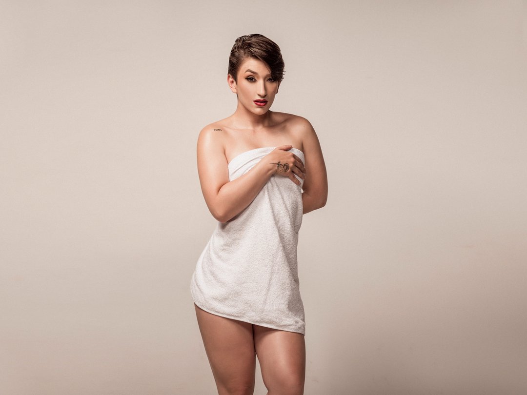 Katmonroee's profile - Image n°0