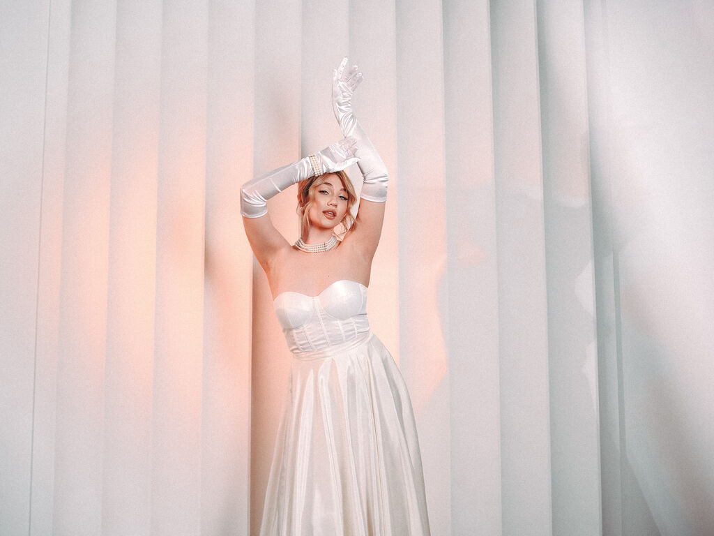 Katrinaparker's profile - Image n°5