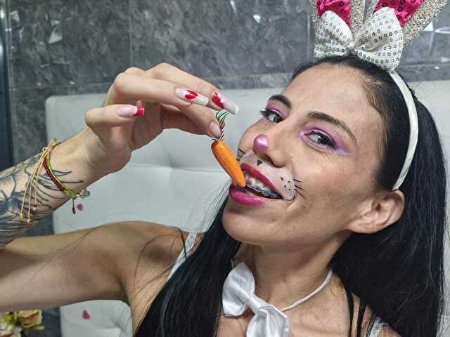 DaisyDonovan' profilo - Immagine n°4