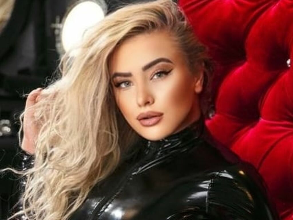 Katyalatika's profile - Image n°14