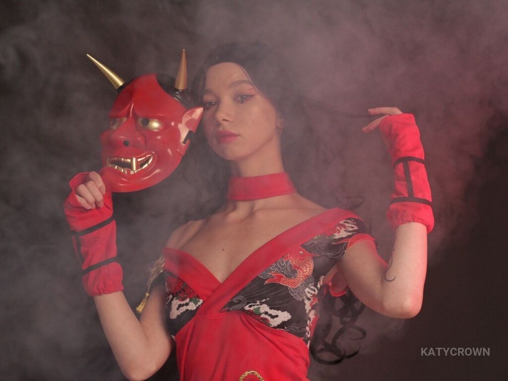 Katycrown's profile - Image n°2