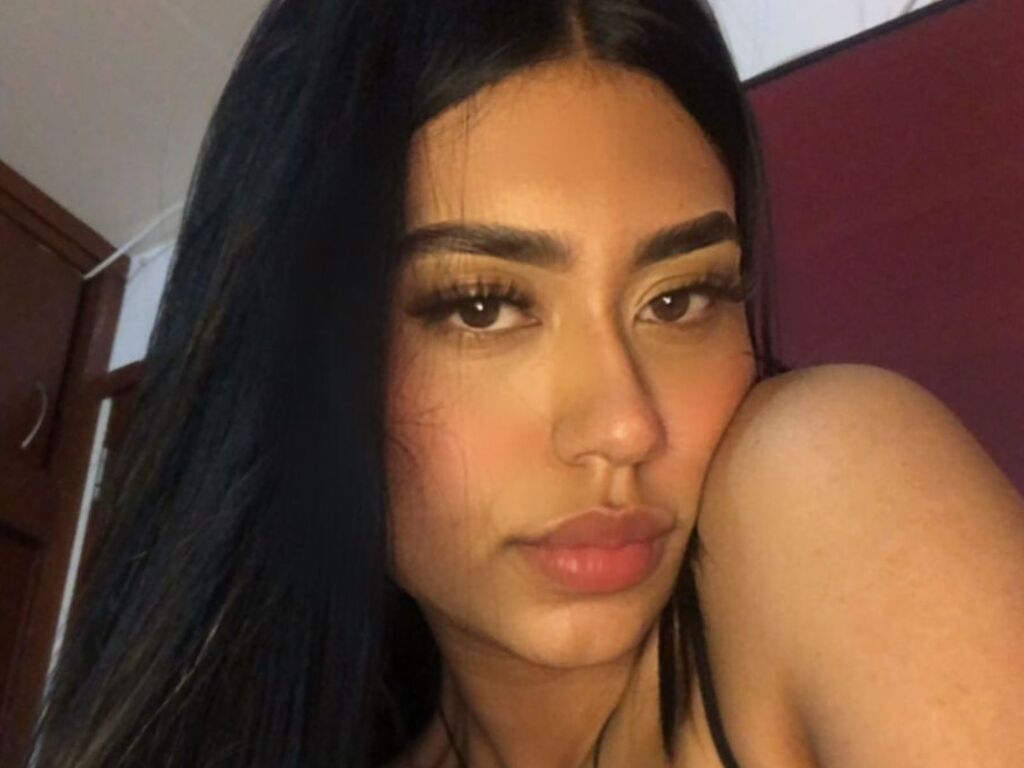 Katyhoward's profile - Image n°0
