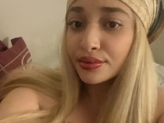 Sexo por webcam con Kaynaarbya
