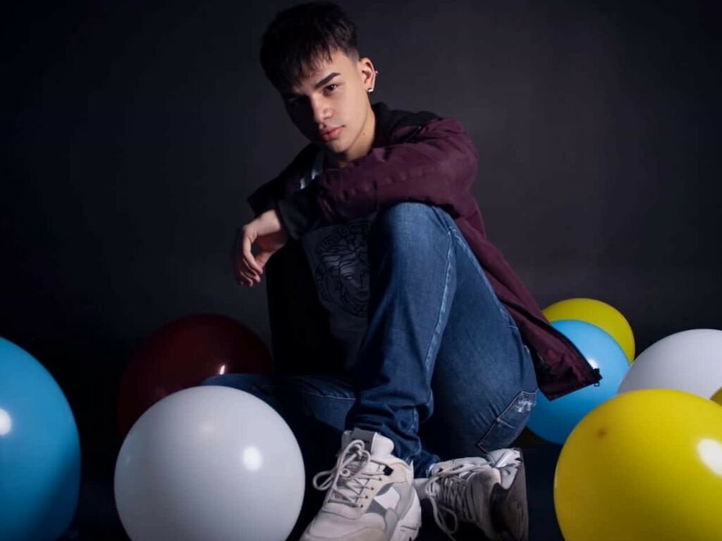 Kayncoleman's profile - Image n°1