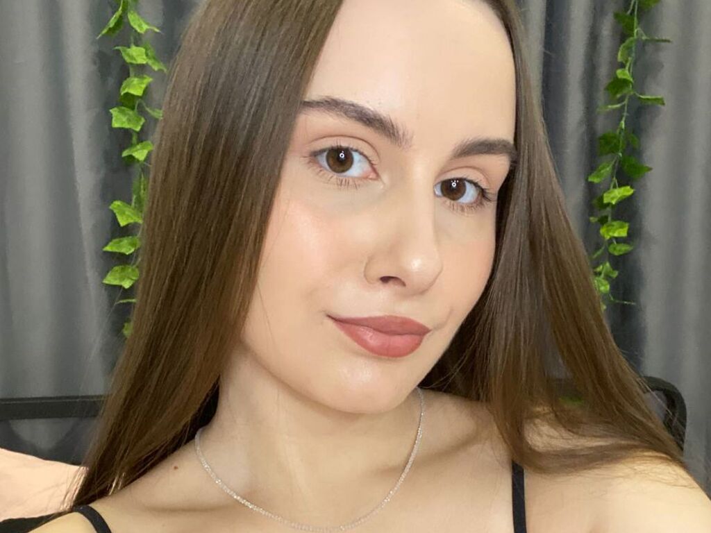 Kellymooris's profile - Image n°1