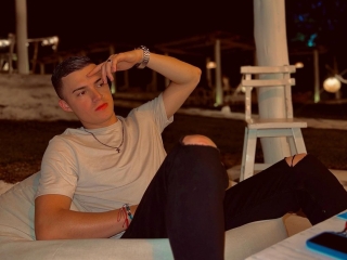 Webcam sex with Ken_Ferrer