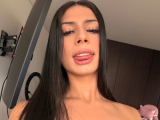 Webcam sex with Kendal_Hot21
