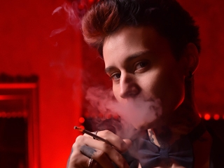 Sexo por webcam con KennyVibe