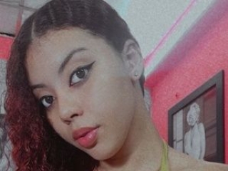 Kerly_Smith's Sexcam