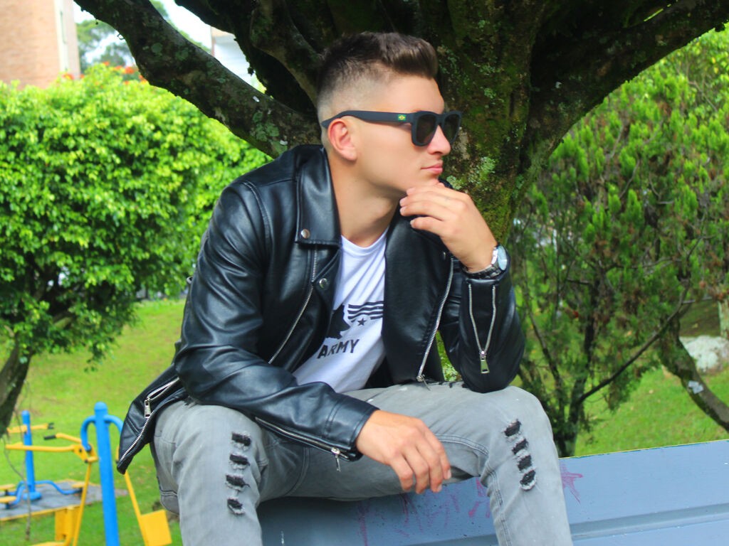 Kevintoro's profile - Image n°0