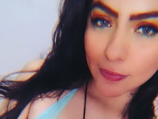 Khloesexkey18's Sexcam