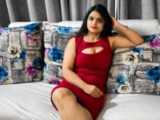 Webcam sex con Kiamiles