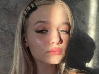 Sexo por webcam con Kianastark