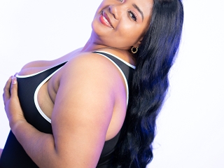 Webcam sex with KiaraDiaz