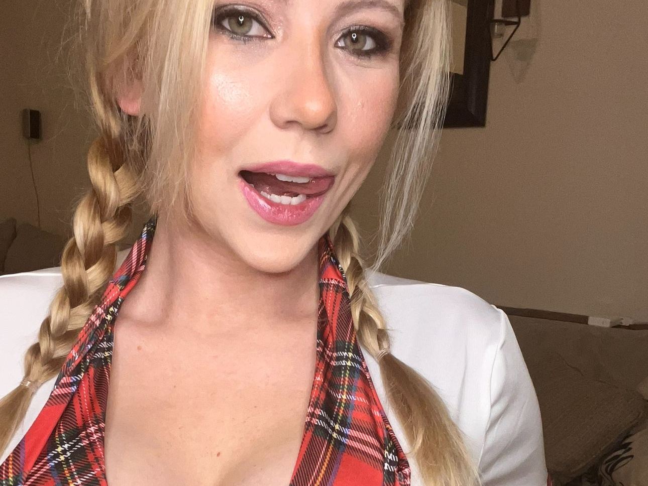 Kimbernaughtyvixen's profile - Image n°1