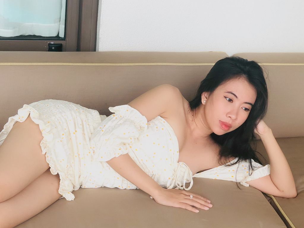 KimHelen's profile - Image n°1