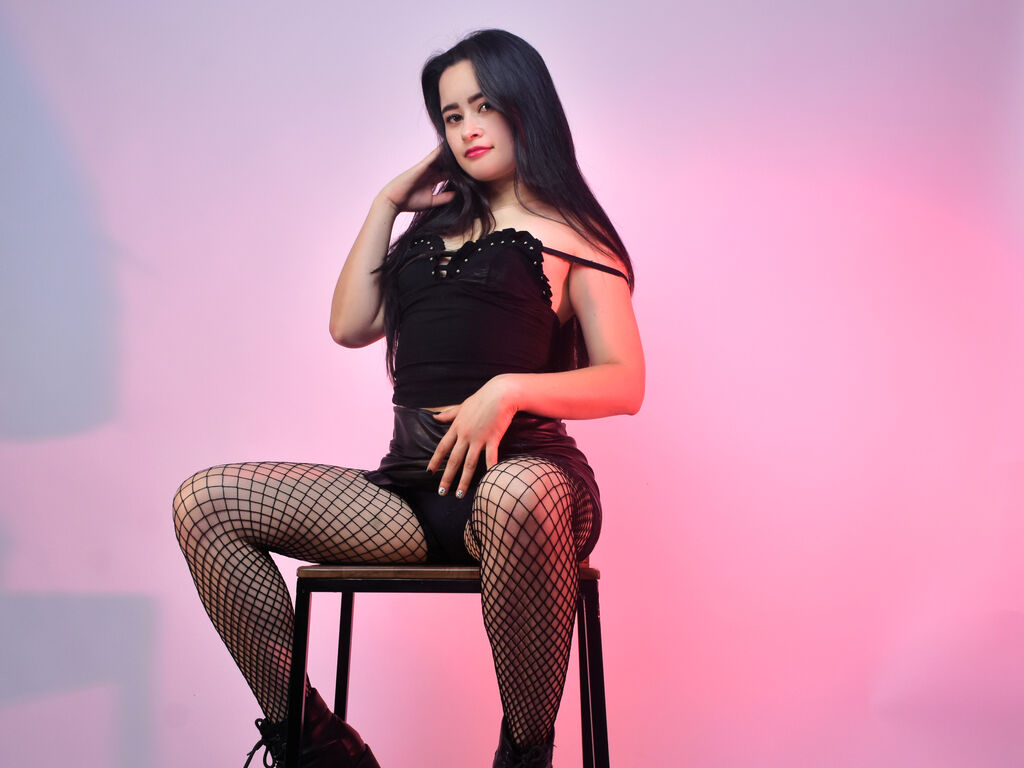 Kimsally's profile - Image n°0