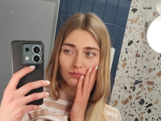 Sexo por webcam con Kindifreya