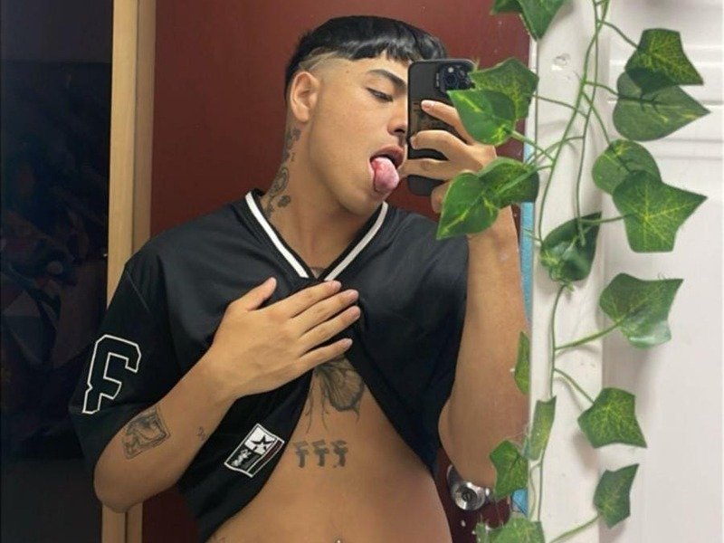 King_Azahell's profile - Image n°0