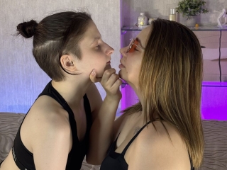 Sexo por webcam con Kiraandlyndia