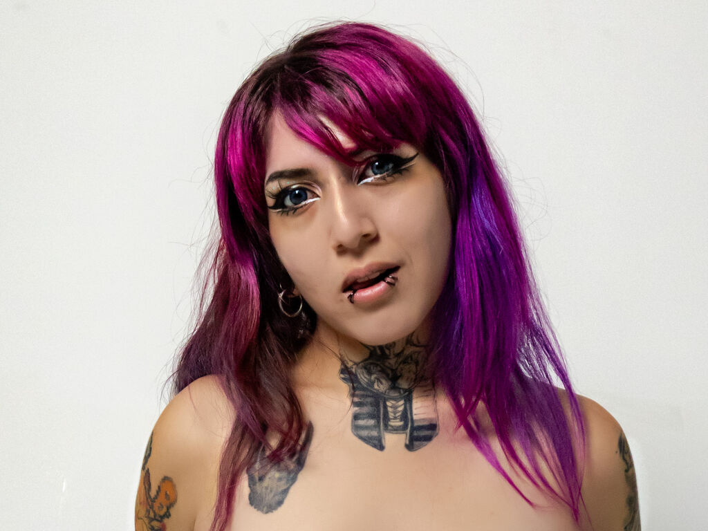 Kiraricollins's profile - Image n°2