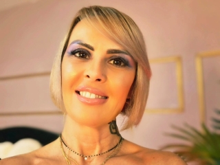 Webcam sex con Kirawhite79