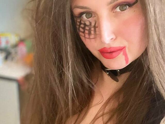 Kisskiss's profile - Image n°51