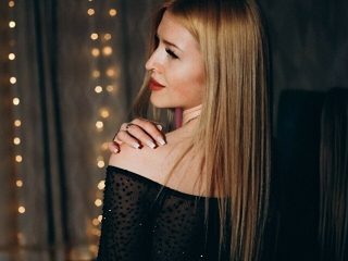 Webcam sex with KissMoon