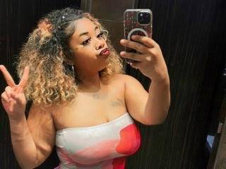 Webcam sex with Kittybanksxo