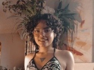 Webcam sex with Kittylatina_22