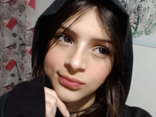 Kitywhite18's Sexcam