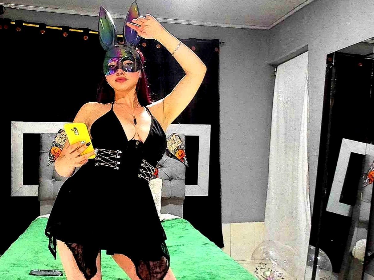 Kourtneygraves's profile - Image n°1