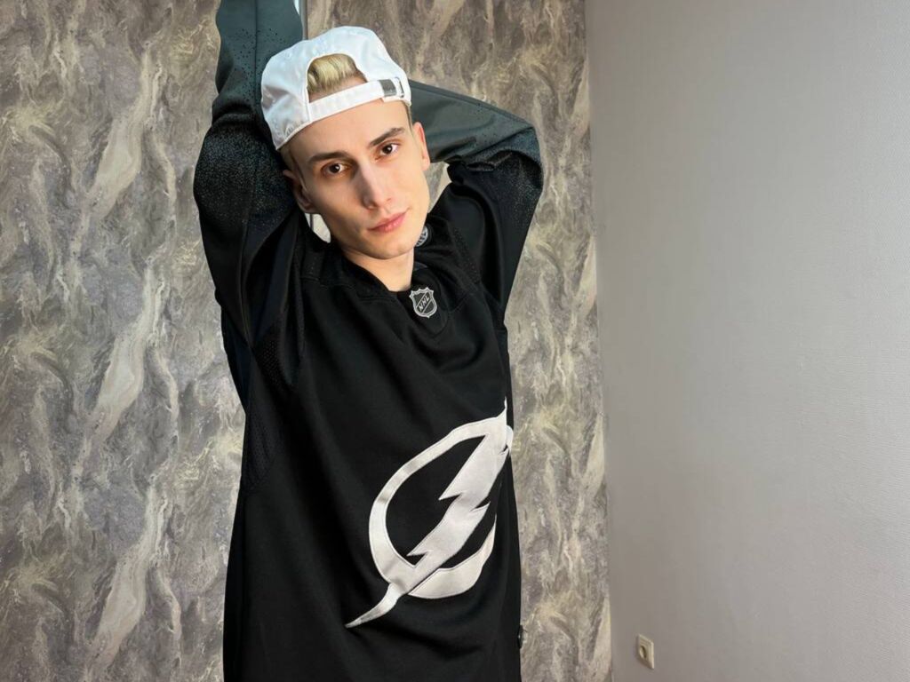 Krisshulz's profile - Image n°1