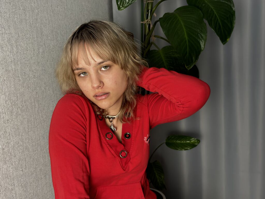 Kristimeow's profile - Image n°0