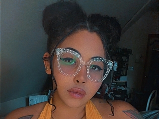 Webcam sex with Kryskrys610