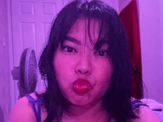 Sexo por webcam con Kuromiyum